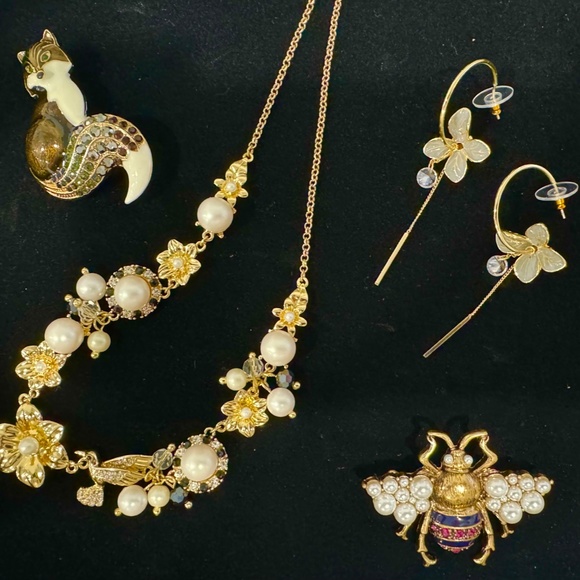 LIVE SHOW -CLOSET STEAL DEAL - Picture 5 of 16